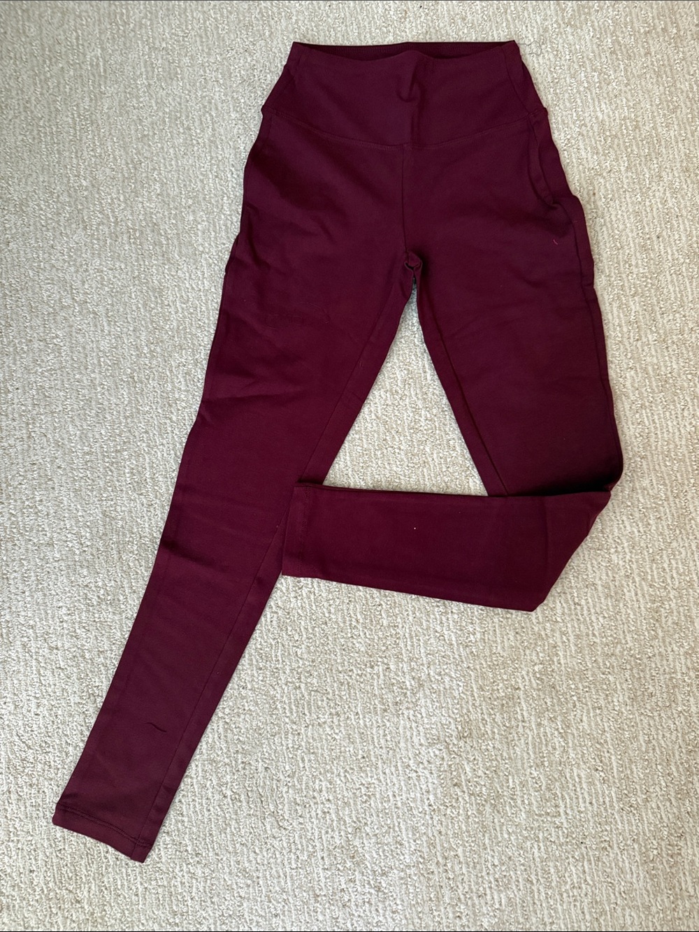 Woman High-Waist Leggings in Deep Burgundy Brand new